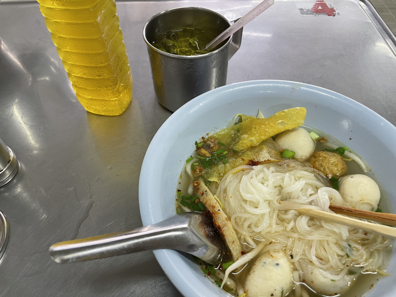 Bangkok Laem Fish Ball Noodle Soup | 700 bowls sold daily | Secret Recipe of broth Revealed